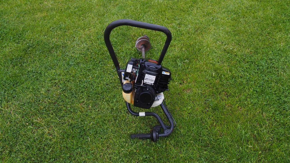 Honda WIERTNICA Spalinowa swider glebowy
