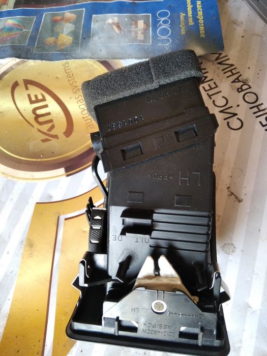 Шкода Октавія воздуховод,