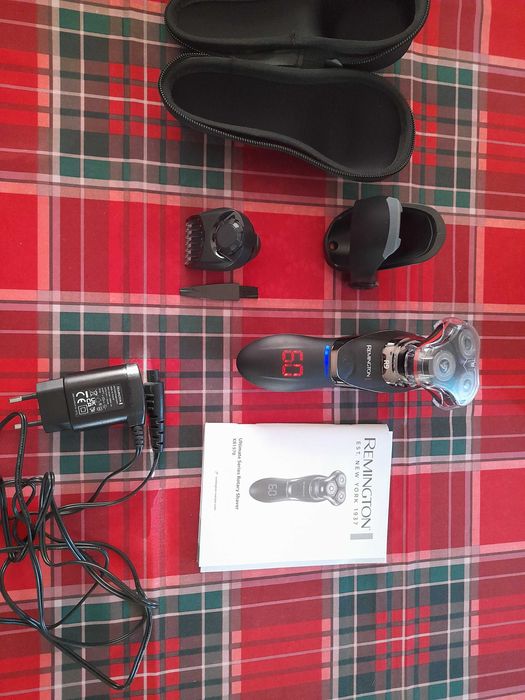 Golarka Męska Elektryczna Trymer Remington Ultimate R9 XR1570