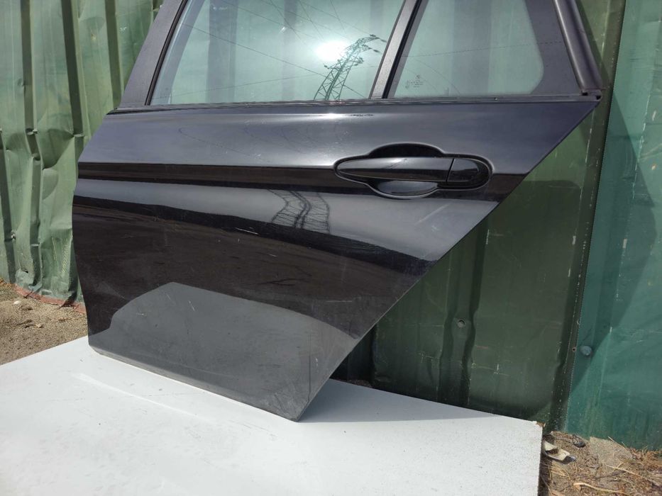 Porta traseira trás esquerda BMW Serie 3 F31 Carrinha (2012 a 2019)