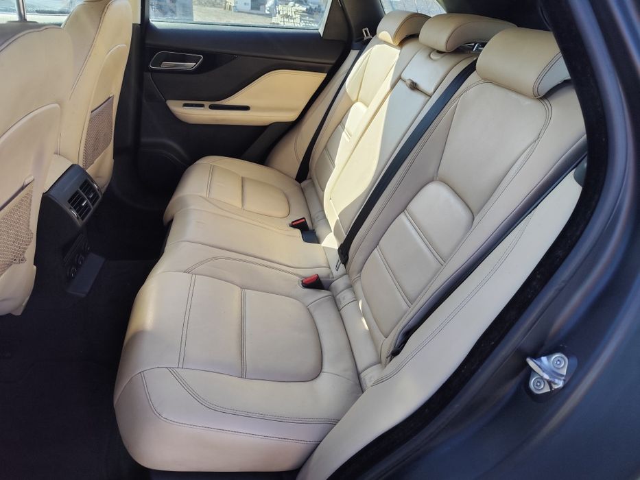 Jaguar F-Pace 2.0 D 2017