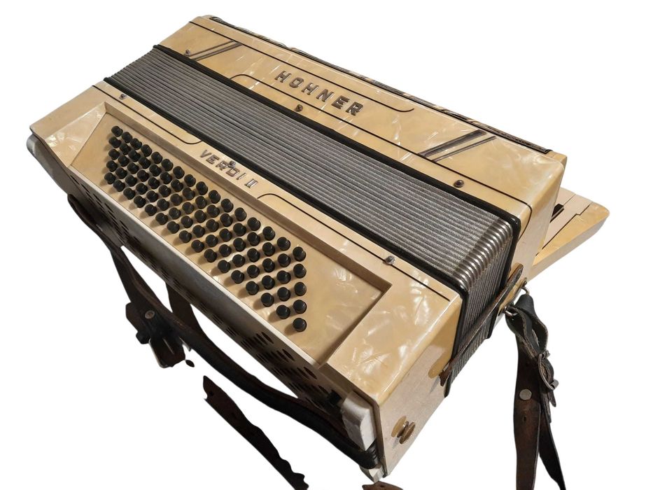 Akordeon Hohner Verdi 2 80 Basów