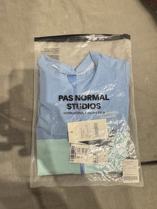Camisola Pas Normal Studio tamanho M Solitude