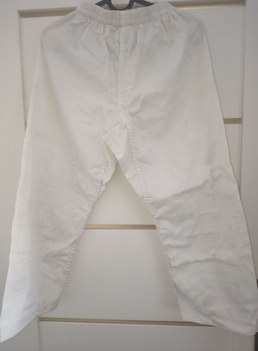 Sprzedam kimono 150 cm