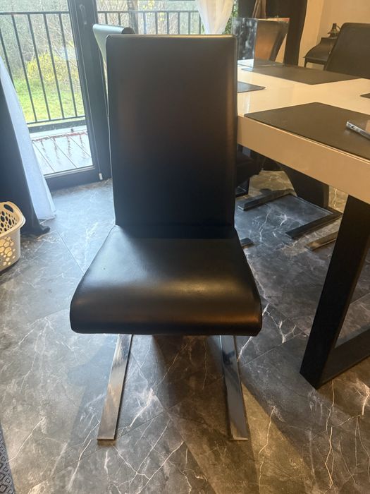 Krzesla eko skóra solidne