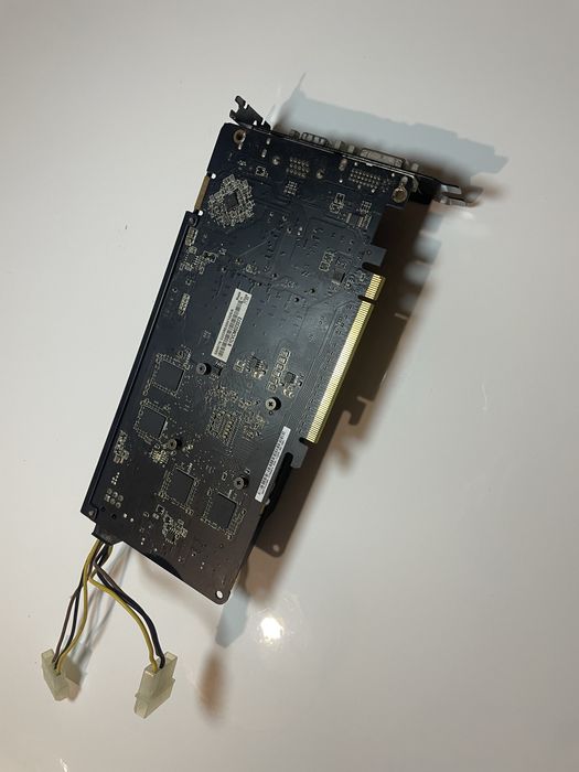 Placa grafica nvidia 9800gt 1 GB