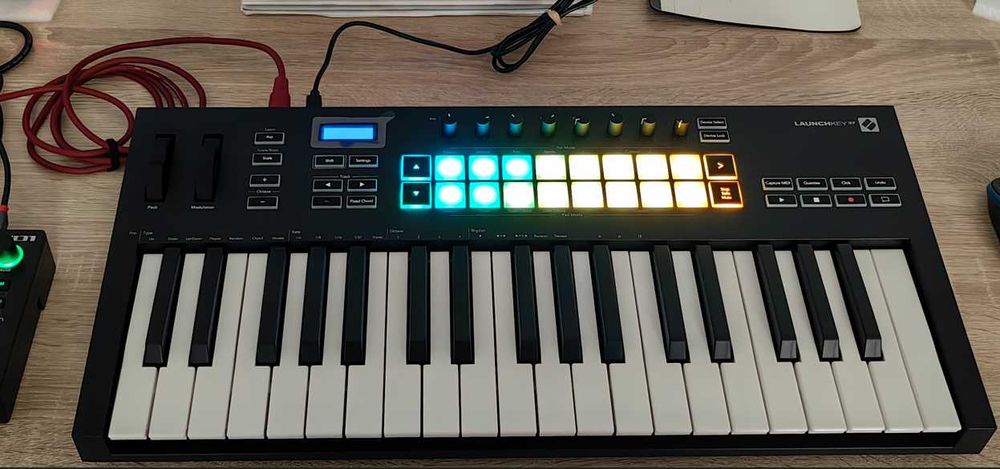 Novation Launchkey 37 MK3 Klawiatura sterująca na Gwarancji!
