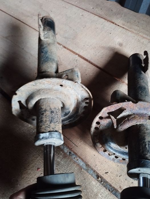 Стійки Рено Меган 2