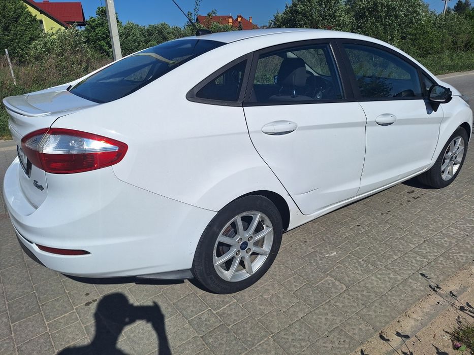 Ford Fiesta 2019 VIN 3FADP4BJ9KM149670 фото оголошення 2 з 11