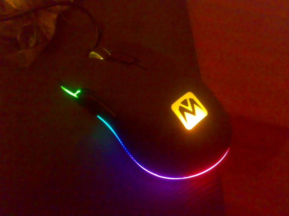ИГРОВАЯ мышь MantisTek® GM2 Pmw 3320
