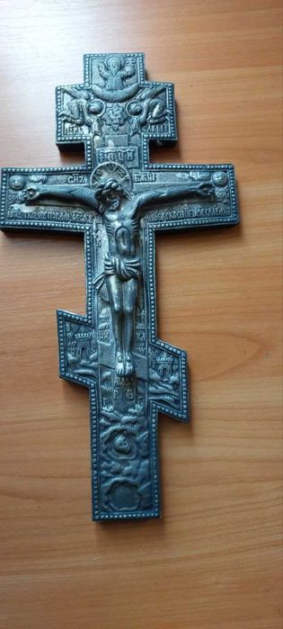 Настенный крест. гипс. Декор