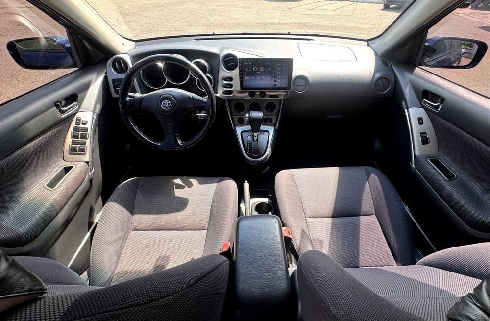 Toyota matrix 2004