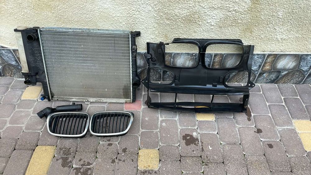 Радіатор БМВ е39