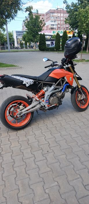 Aprilia 750 кубов