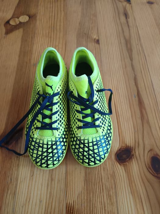 Buty piłkarskie  chłopięce Puma  rozm 33