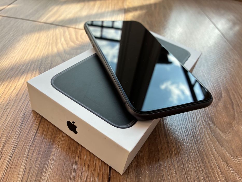 iPhone 11 128GB bardzo dobry