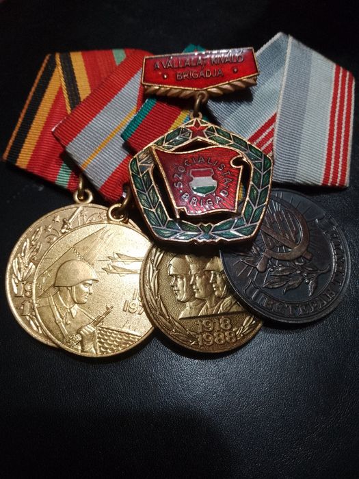 Значки СССР.          .