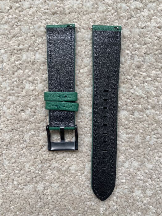 Bracelete em Pele Genuína tamanho 20mm, com sistema de fácil remoção, indicada para smart Watch