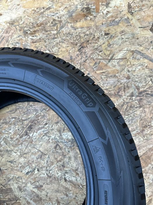 Зимові шини 235/55 R18 104T GOOD/YEAR UltraGrip Arctic 2.гума резина