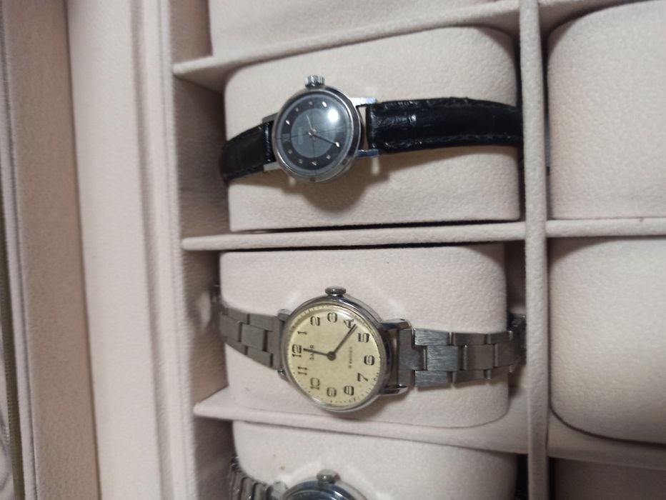 Женские часы времен СССР