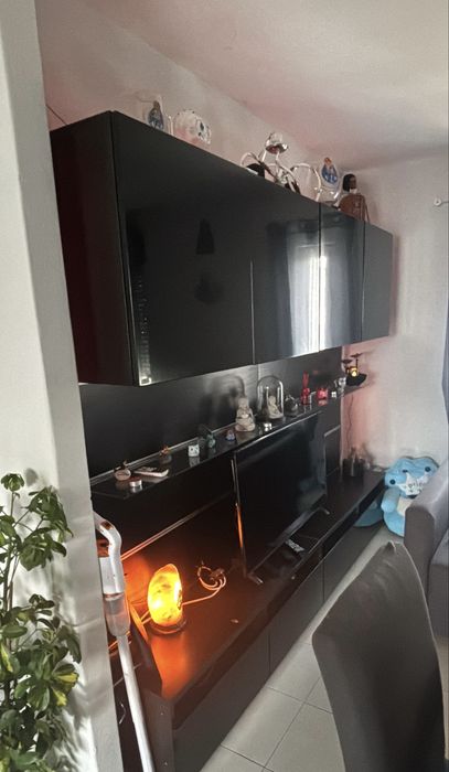 Vendo movel presto de sala em bom estado