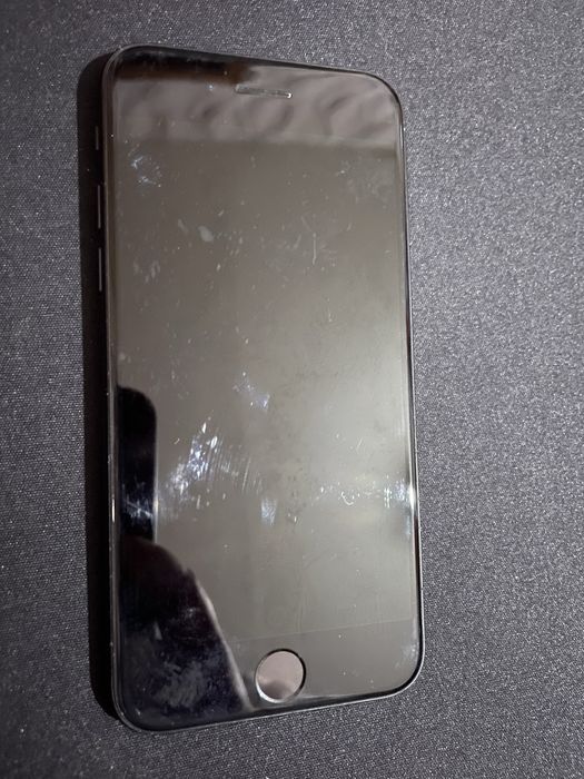 Продам iPhone 8 обʼєм памʼяті  256GB