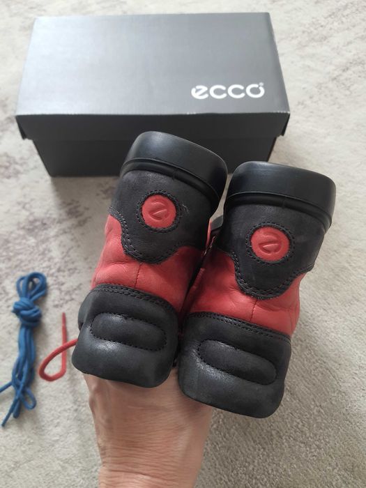 Ботинки, кросівки Ecco, оригінал, ціна знижена! 32 р.