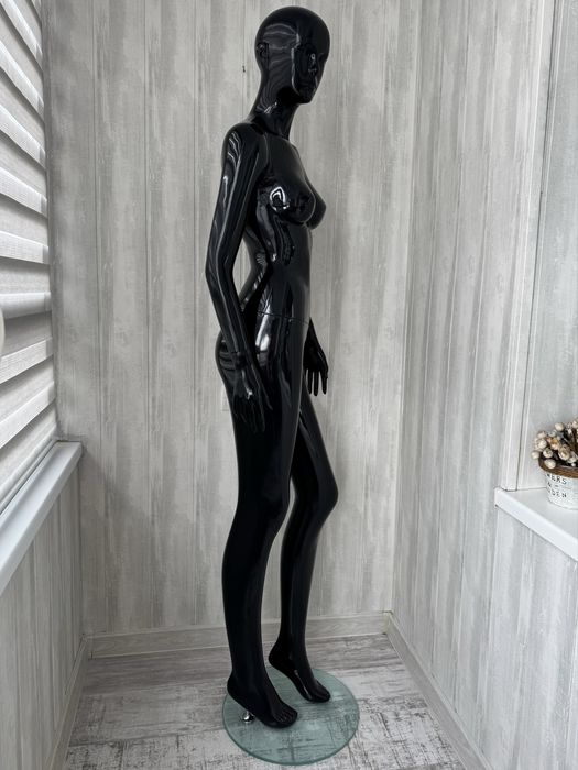 Манекен жіночий для одягу женский манекен