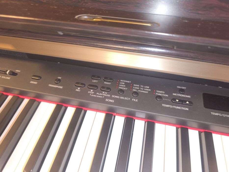 Pianino cyfrowe Yamaha Clavinova CLP-370
