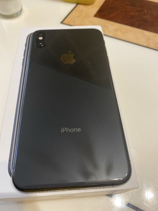Продам Iphone Xs Max