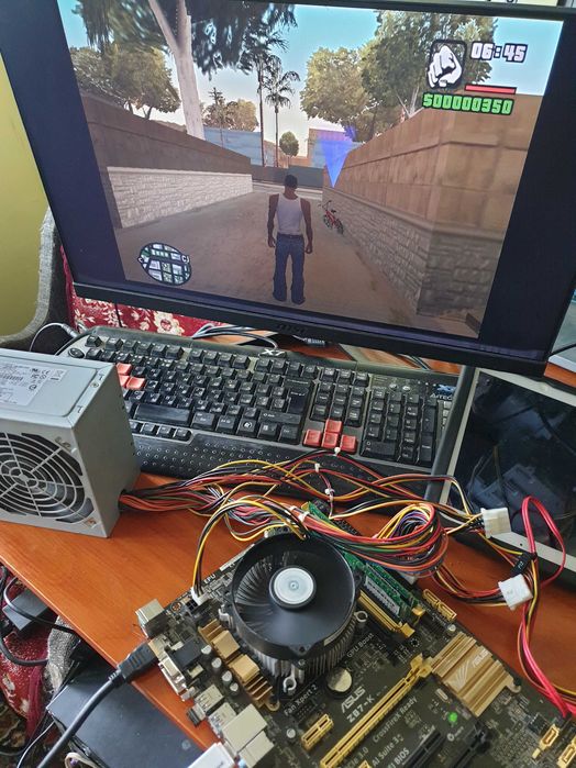 ASUS Z87 - K (s1150, Intel Z87, PCI-Ex16) з процесором i 3 4130 3.4  компютер