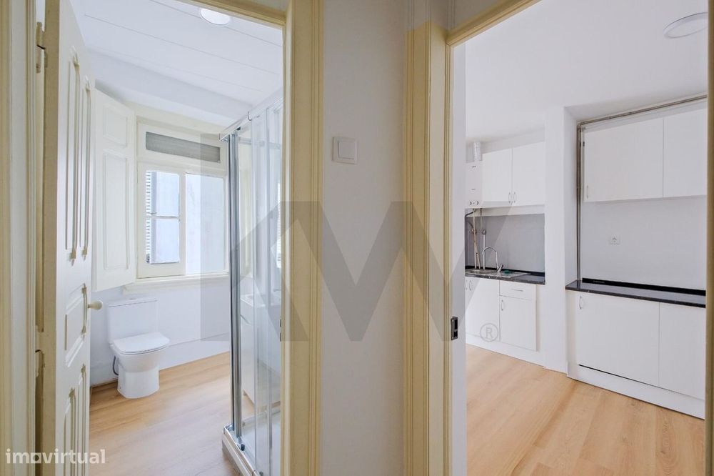 Apartamento T3 Remodelado no Areeiro