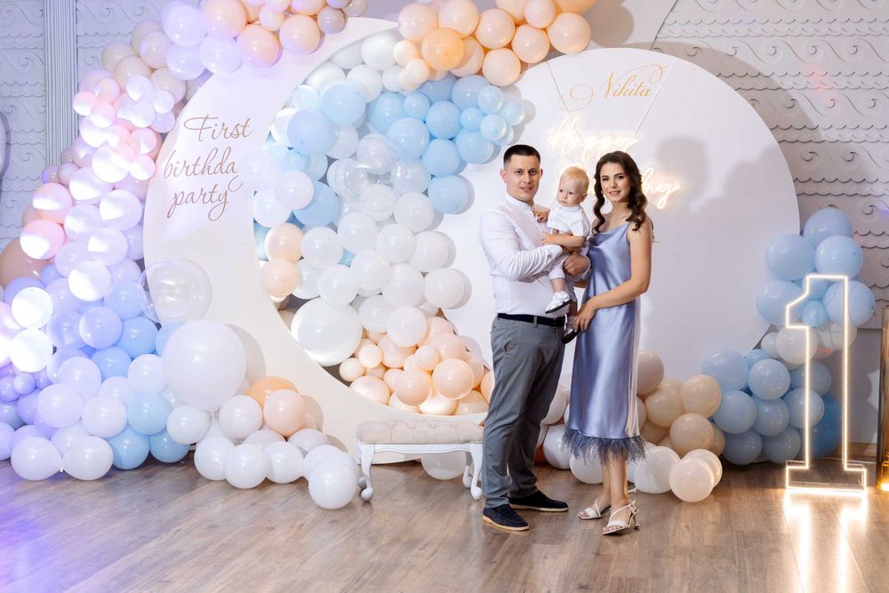 Фотограф Видеограф на День Рождения Одесса. На Годик Крещение Недорого