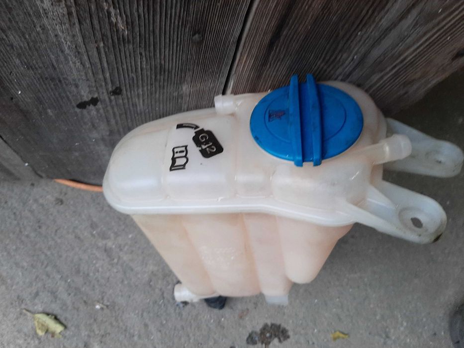 Zbiorniczek wyrównawczy wody płynu chłodnicy cieczy  A5 S5 EU oryginał