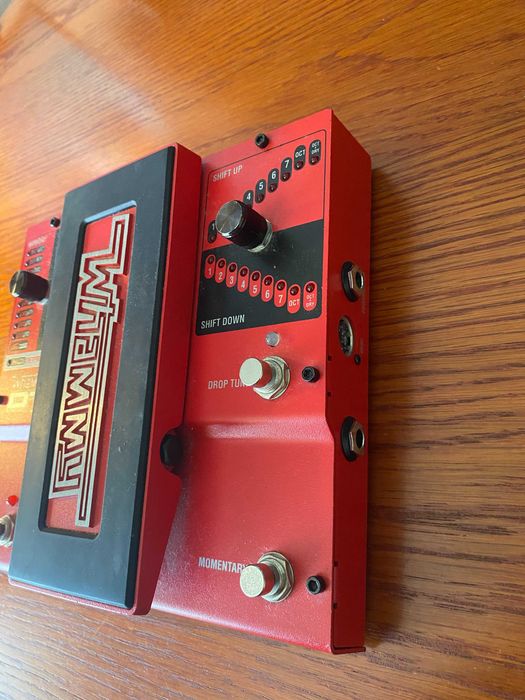 DigiTech Whammy DT — Pitch Shifter, Harmonizador e Drop Tune