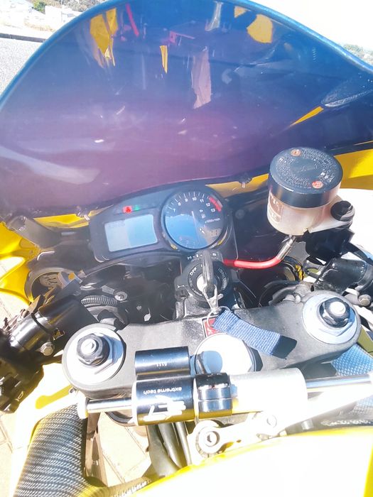 Honda CBR 900RR (954) Fireblade