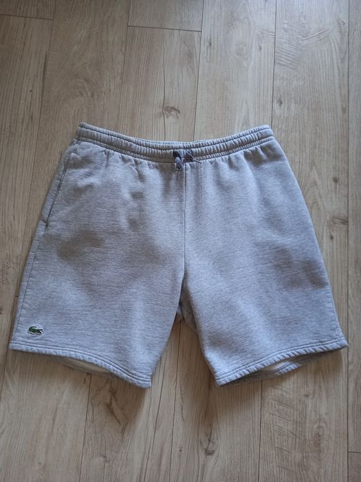Продам шорты LACOSTE