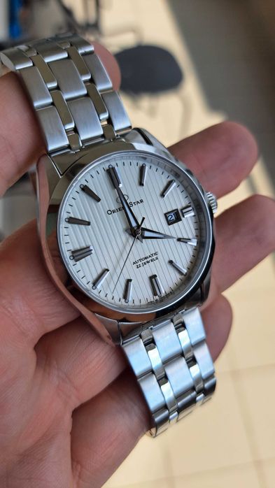 Orient Star Standard Date SDV02003W0. Automatyczny