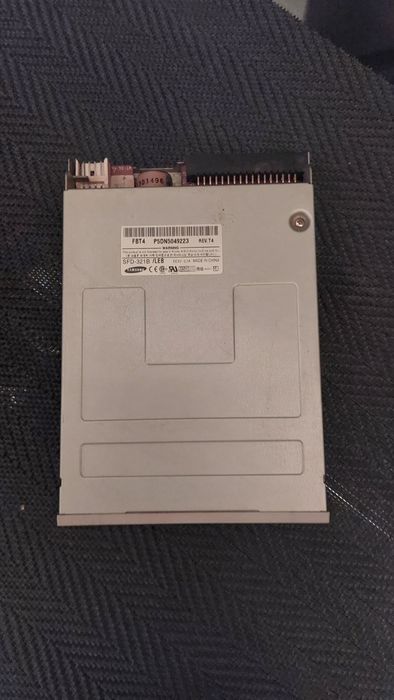 Stacja dysków FDD na małe dyskietki SAMSUNG - retro