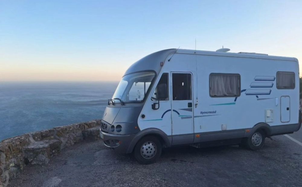 Venda Autocaravana integral  HYMER, ano 2001, 186.000km