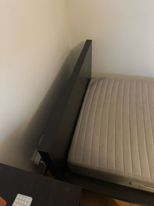 Cama de Solteiro em Madeira Preta (oferta colchao)