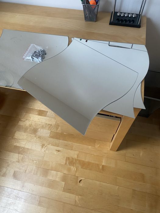 Lustro z elementów