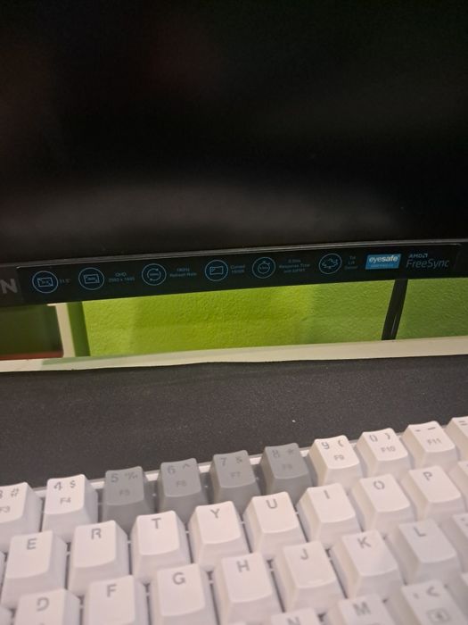 Monitor gejmingowy