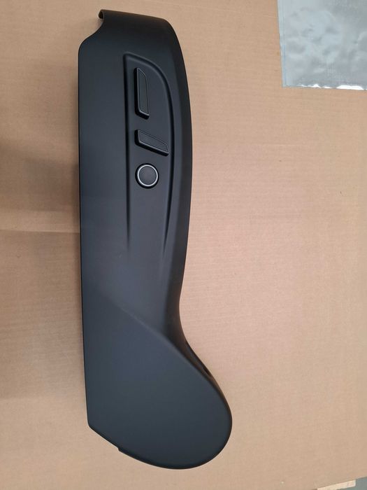 Tesla Model 3 obudowa fotela