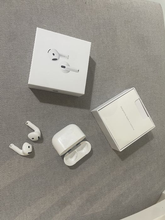 Air Pods 4 jak nowe