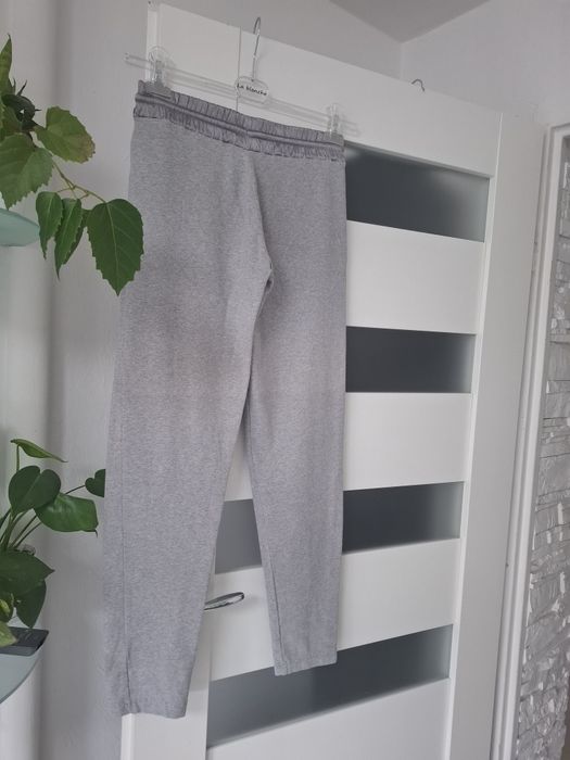 Spodnie S Adidas sportowe ozdobny pas dresowe szare