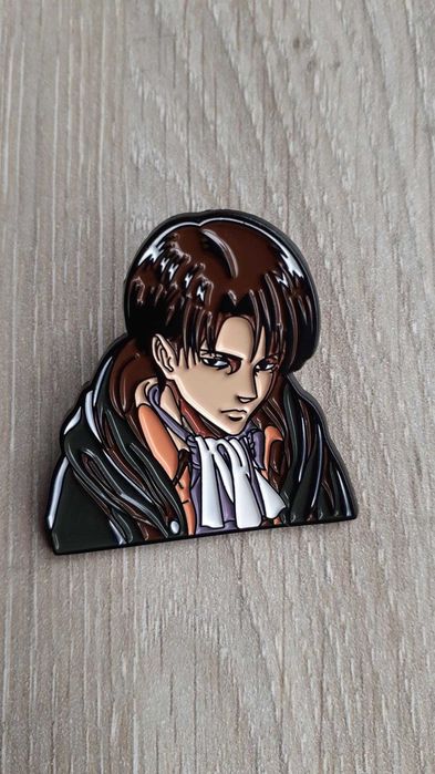 Pin Levi Ackerman Attack on titan novo