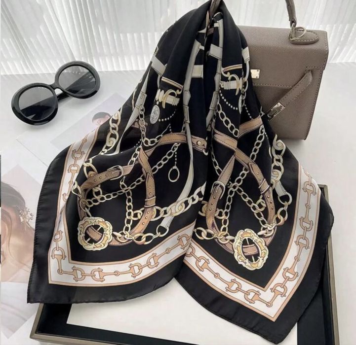 Apaszka Christian Dior Cavalli