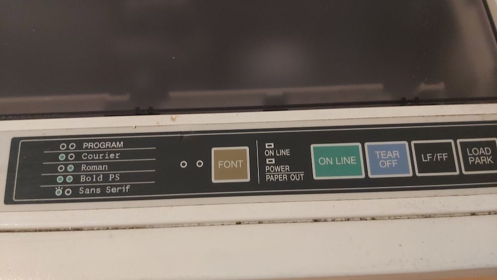 Sprzedam drukarkę igłową Panasonic.