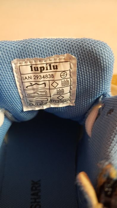 Продам демисезонные ботинки.29 размер.